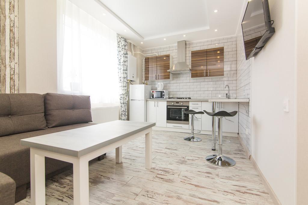 Ferienwohnung Vip Apartmen Sumy Exterior foto