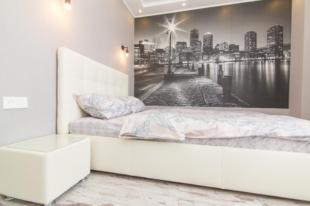Ferienwohnung Vip Apartmen Sumy Exterior foto